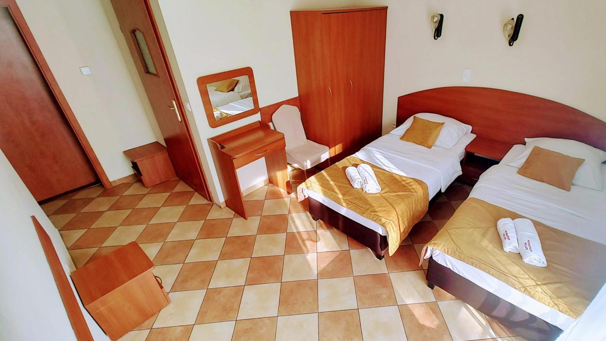 Helios Hotel เมียลโน ห้อง รูปภาพ